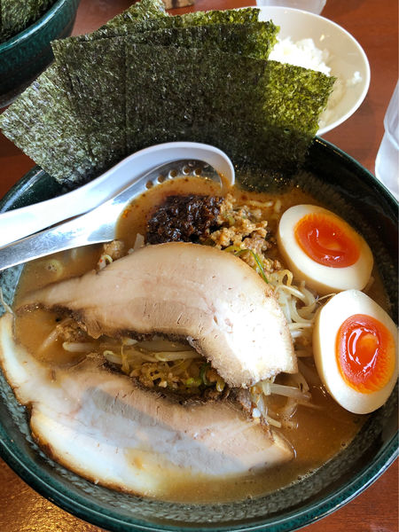 「特製.新味噌ラーメン(大盛り無料)小ライス」@壱龍 大磯店の写真