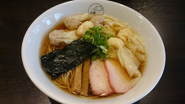 「特製ワンタン麺 黒だし（1,100円）」@八雲の写真