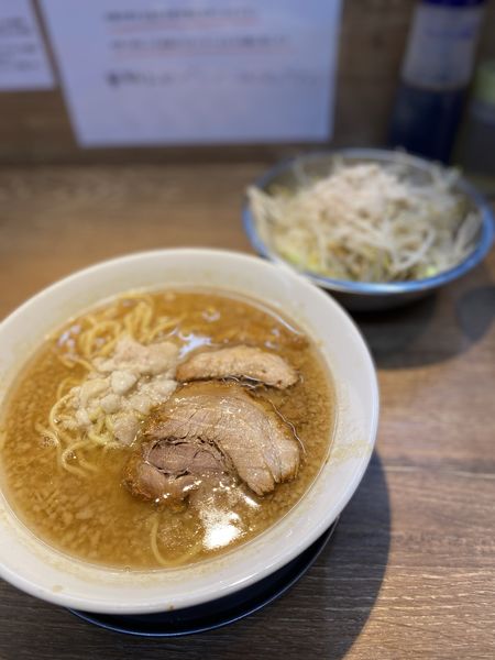 「中細麺ラーメン 野菜あぶら」@麺屋 浜一の写真