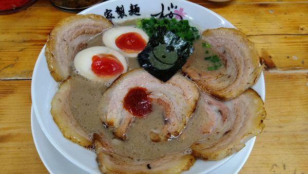 「味玉豚骨」@麺屋 桜息吹の写真