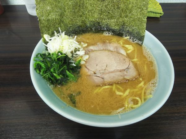 「ラーメン 中￥800」@豚骨ラーメン ずいずいの写真