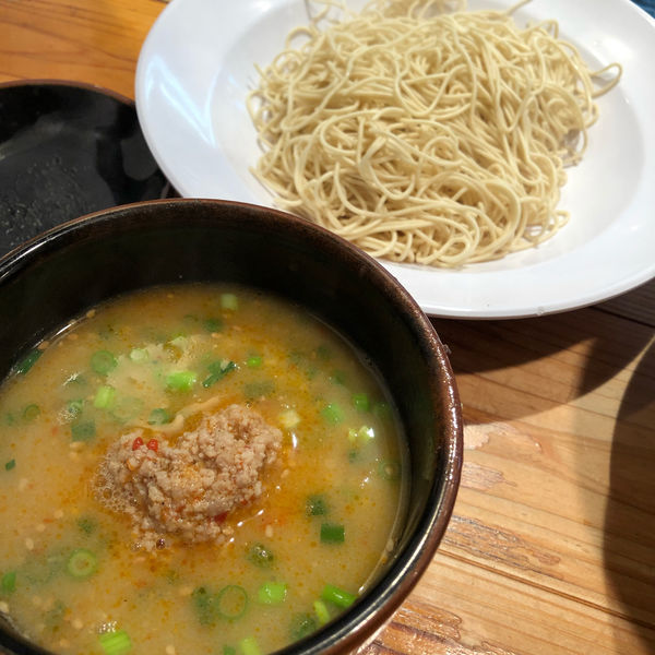 「ラーメン（ハリガネ）と赤オニ」@博多長浜らーめん 田中商店の写真