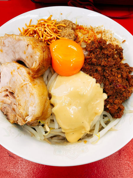 「まぜそば、みそばあさん」@豚男 -BUTAMEN-の写真