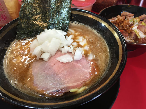 「【限定】丿貫コラボ オマールとらきち＋半賄い飯」@家系ラーメン とらきち家の写真