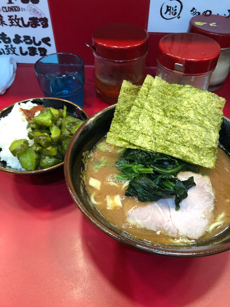 「ラーメン　ライス」@らーめん 谷瀬家 新橋店の写真