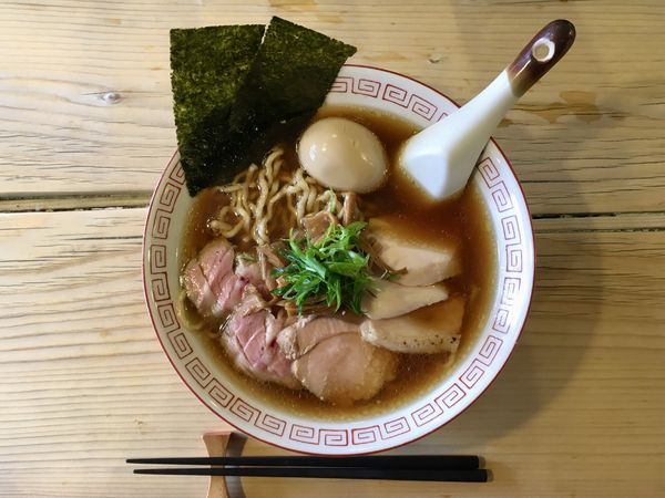 「サッポロラガービール赤星 中瓶 → 特製 醤油らぁ麺」@中華そば 向日葵 -beyond-の写真