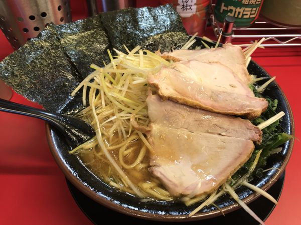 「ネギチャーシュー(白)  大盛」@柏 王道家の写真