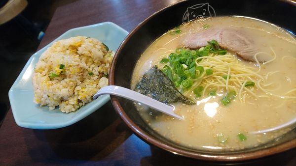 「チャーハンセット」@博多ラーメン 長浜や 笹塚店の写真