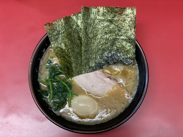 「ラーメン ¥700(普通/普通/普通)。味付玉子 ¥100。」@田上家の写真