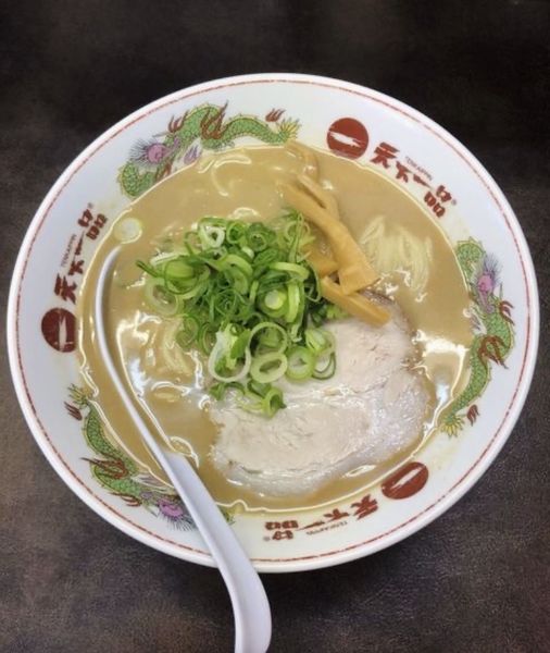 「こってり 麺かた(790円)＋半ライス」@天下一品 池尻店の写真