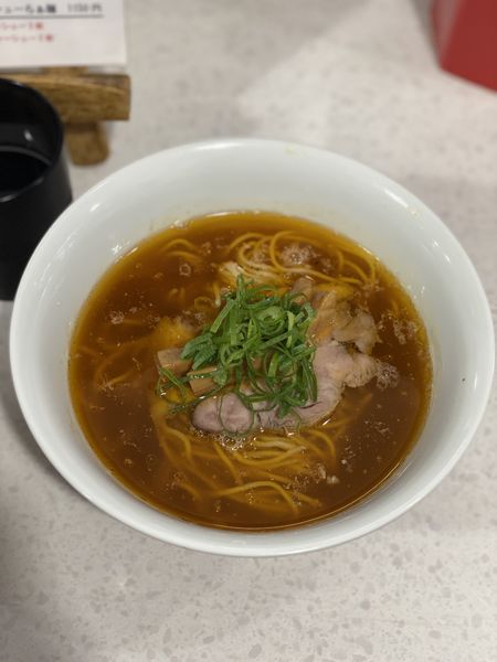 「醤油らぁ麺 ¥850 (モデルチェンジ前)」@ラーメン星印の写真
