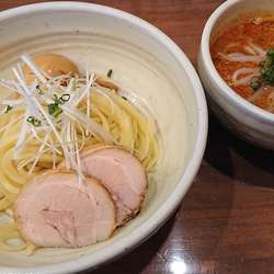 つけ麺（太麺） 激辛味噌　１０００円