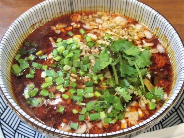 「紅麻辣担々麺（990円）」@中華 さとうの写真
