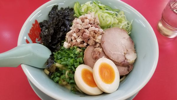 「黒ごま担々まぜそば　チャーシュートッピング」@山岡家 松本店の写真