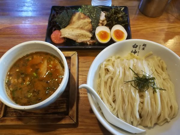 「博多つけ麺 全部のせ（大盛り）」@二代目 白神の写真