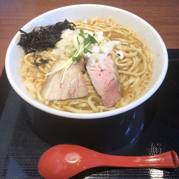 「背脂煮干し中華そば」@中華そば 蓮の華の写真