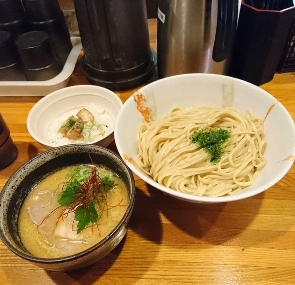 「帆立とイリコのつけそば～おい飯付～平打ち麺」@麺屋 ひな多の写真