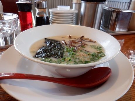 「半ラーメン」@博多まるきんラーメン 横浜港北店の写真