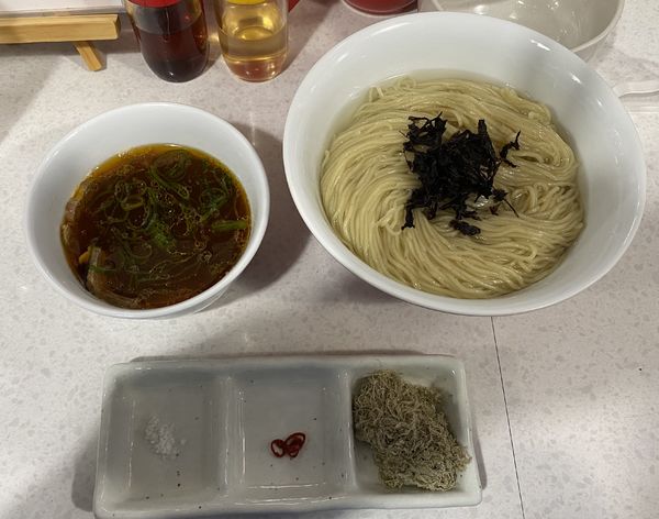 「醤油つけ麺 ¥1100(モデルチェンジ後)大盛り ¥100。」@ラーメン星印の写真