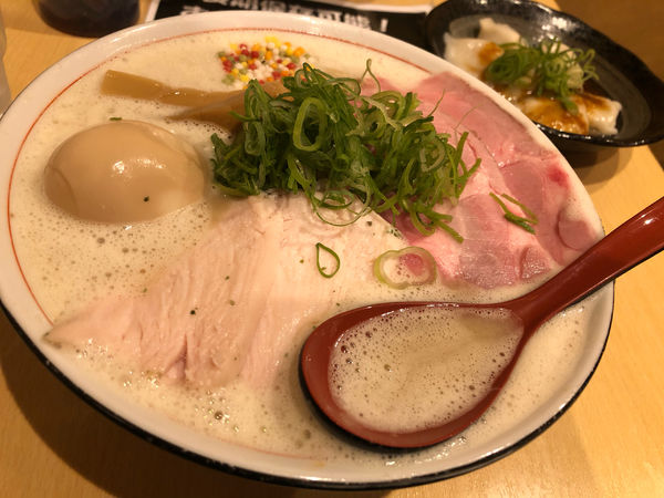 「濃厚鶏そば 特製仕様」@濃厚鶏そば 葵の写真