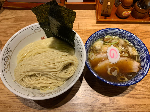 「特製清湯つけそば1030円＋大盛り100円。」@つけそば 神田勝本の写真