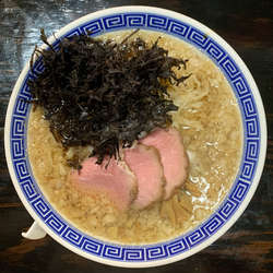 背脂煮干中華そば 心や