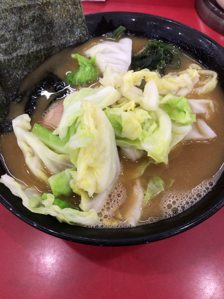 「並 キャベツ 油少なめ」@杉田家 千葉祐光店の写真