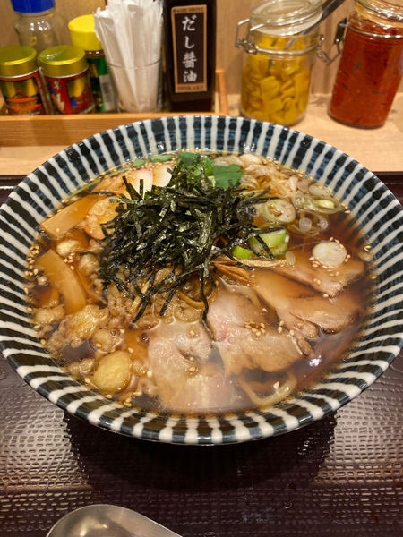 「肉中華そば」@くいどころ代官 しかくの写真