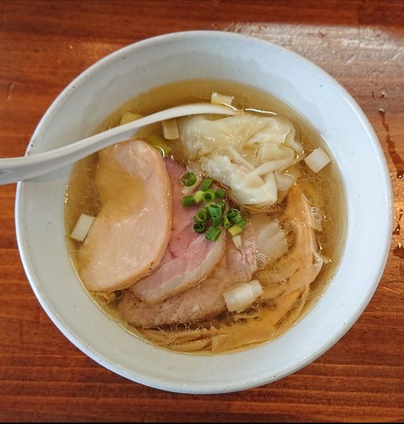 「特選塩ラーメン」@塩らーめん 千茶屋の写真