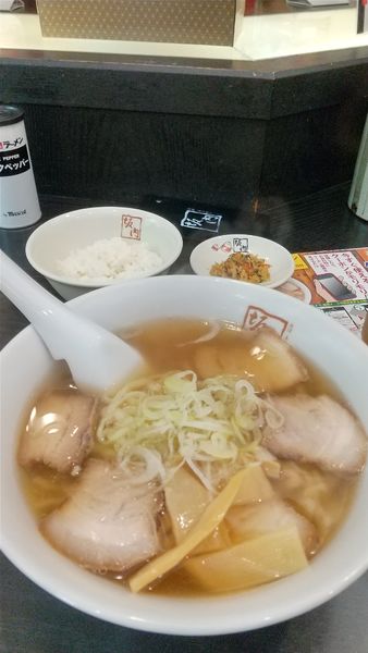 「喜多方ラーメン680円」@会津・喜多方ラーメン 坂内 恵比寿店の写真