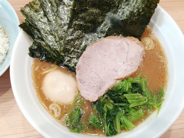 「ラーメン＋のり＋味玉」@漢ラーメン 室の写真