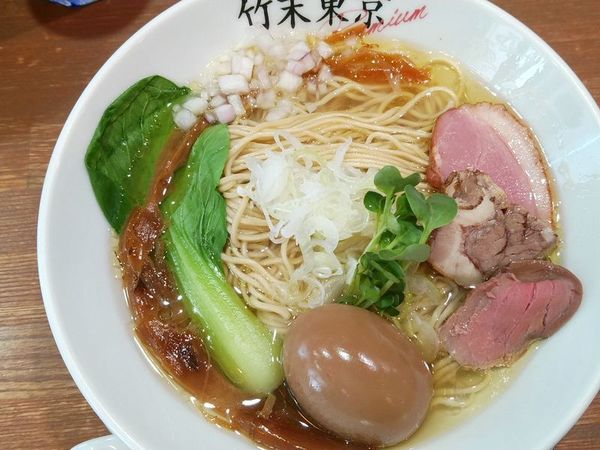 「味玉塩そば」@竹末東京プレミアムの写真