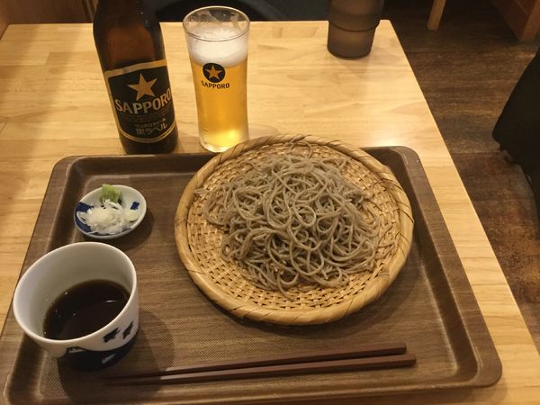 「サッポロ黒ラベル・小瓶+もりそば(¥350+500)」@蕎麦 たぐるの写真