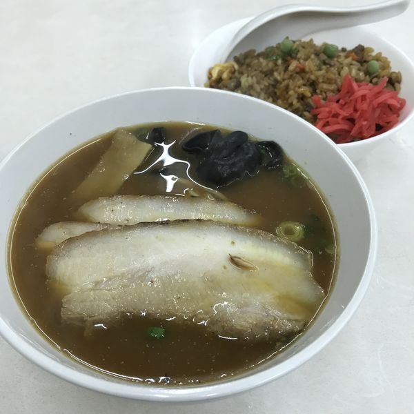 「中華そばハーフ+やきめしミニセット(¥1,140)」@大貫 本店の写真