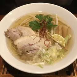 煮干塩ラーメン（￥930）