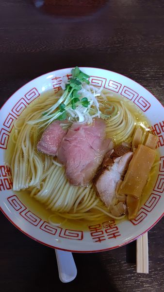 「豚ガラ中華そば【完熟白醤油】　1000円」@improv.の写真