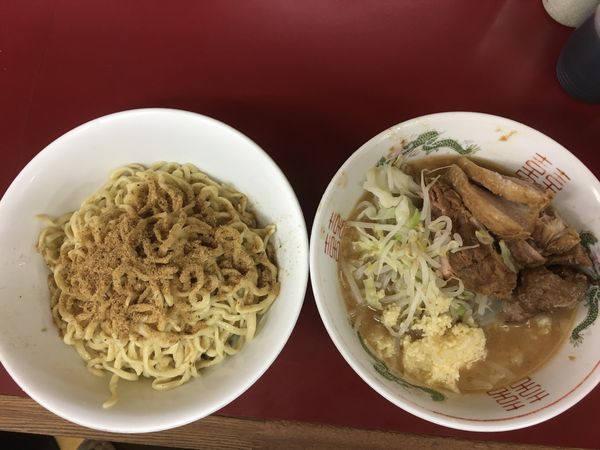 「つけ麺ミックス節ぶっかけ（豚マシ＋ニンニク）」@ラーメン二郎 相模大野店の写真