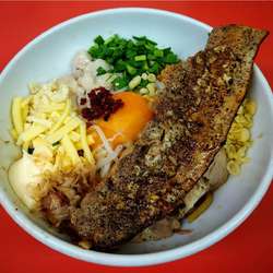 まぜそば＋テキサスステーキ（ハーフ）