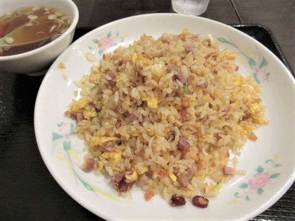 「究極のチャーハン（980円）」@四つ角飯店の写真