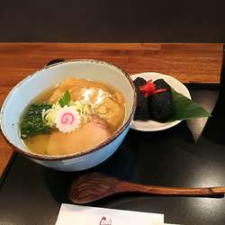 中華蕎麦　稲荷寿司（2個）