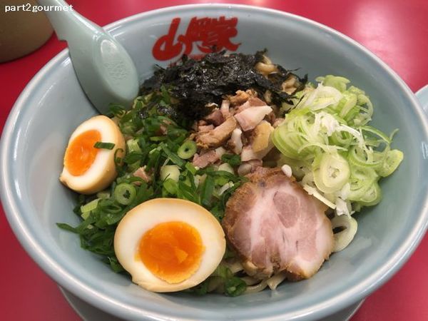 「黒ごま担々まぜそば 中盛 (980円)」@ラーメン山岡家 神栖店の写真