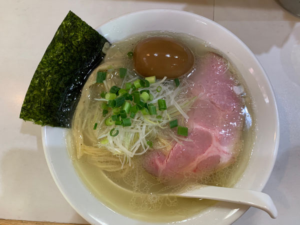 「塩ラーメン　味玉入り」@麺屋 扇 SENの写真