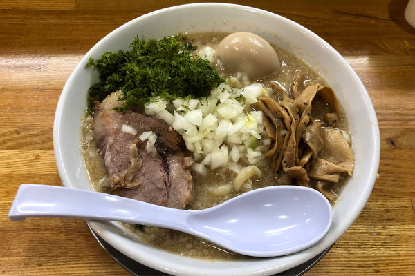 「特製中華そば990円+大盛100円」@中華そば136の写真