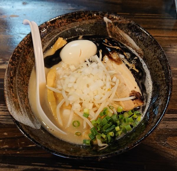 「とりそば黒」@麺堂 稲葉 Kuki styleの写真