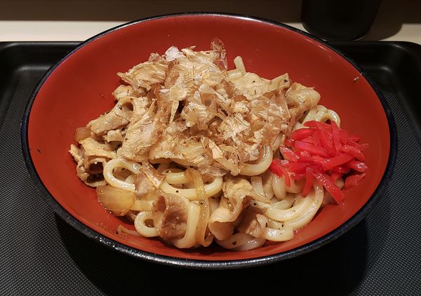 「焼きうどん」@名代 富士そば 市ヶ谷五番町店の写真