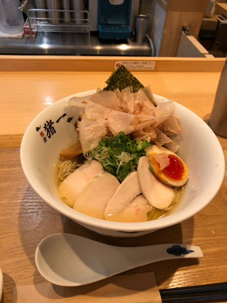 「冷やし出汁そば 白醤油」@麺屋猪一 本店の写真