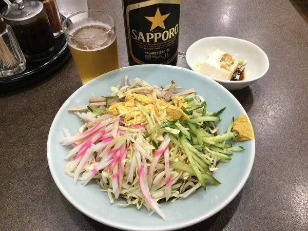 「サッポロ黒ラベル・中瓶→冷やし中華(¥550+700)」@中華料理 三番の写真