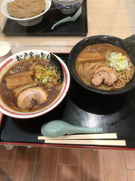 「濃厚中華そば」@松戸富田製麺 三井アウトレットパーク木更津店の写真