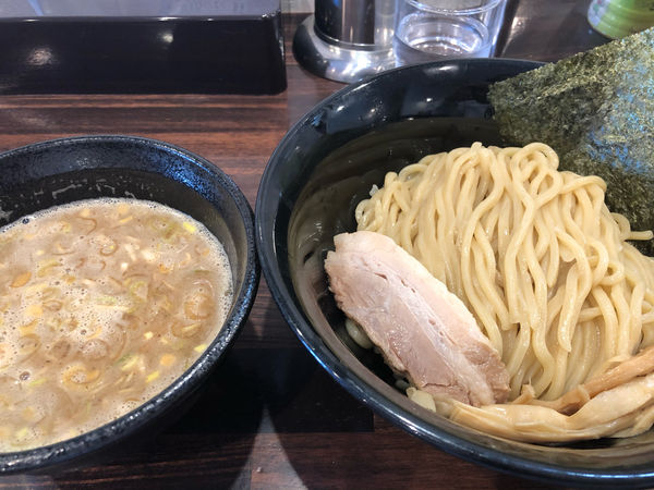「つけ麺800円」@麺屋 亀城の写真
