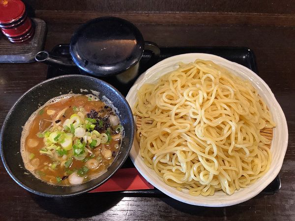 「豚もつつけ麺（中盛）」@小麦屋 満月の写真